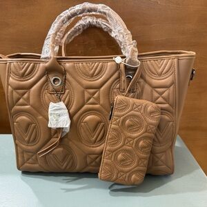 Elegant Tan Quilted Handbag Set